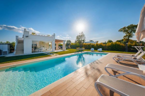 HelloApulia Villa Capitolo Beach